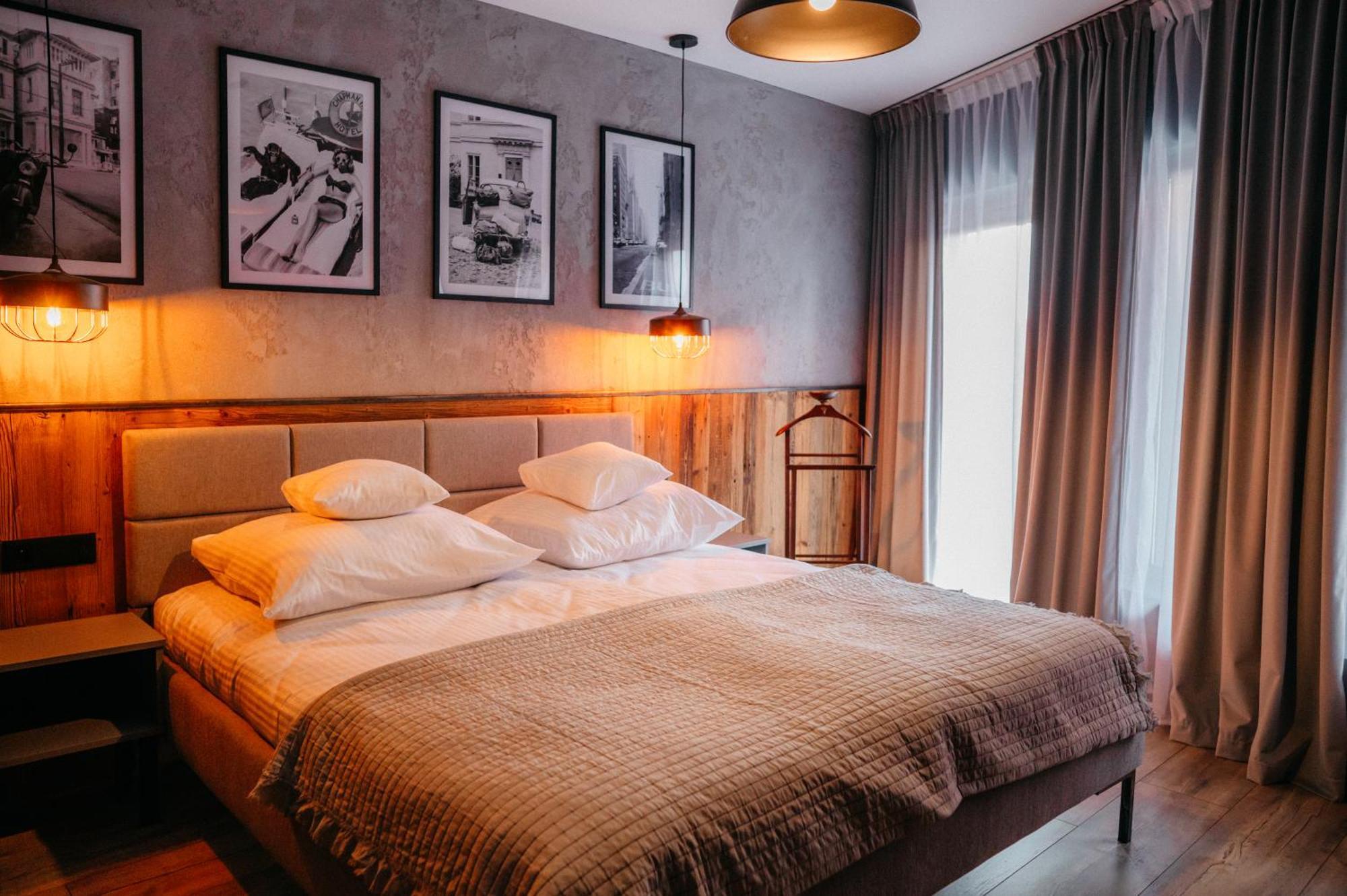 Sleep Well 1999 Hotel Tychy Ngoại thất bức ảnh